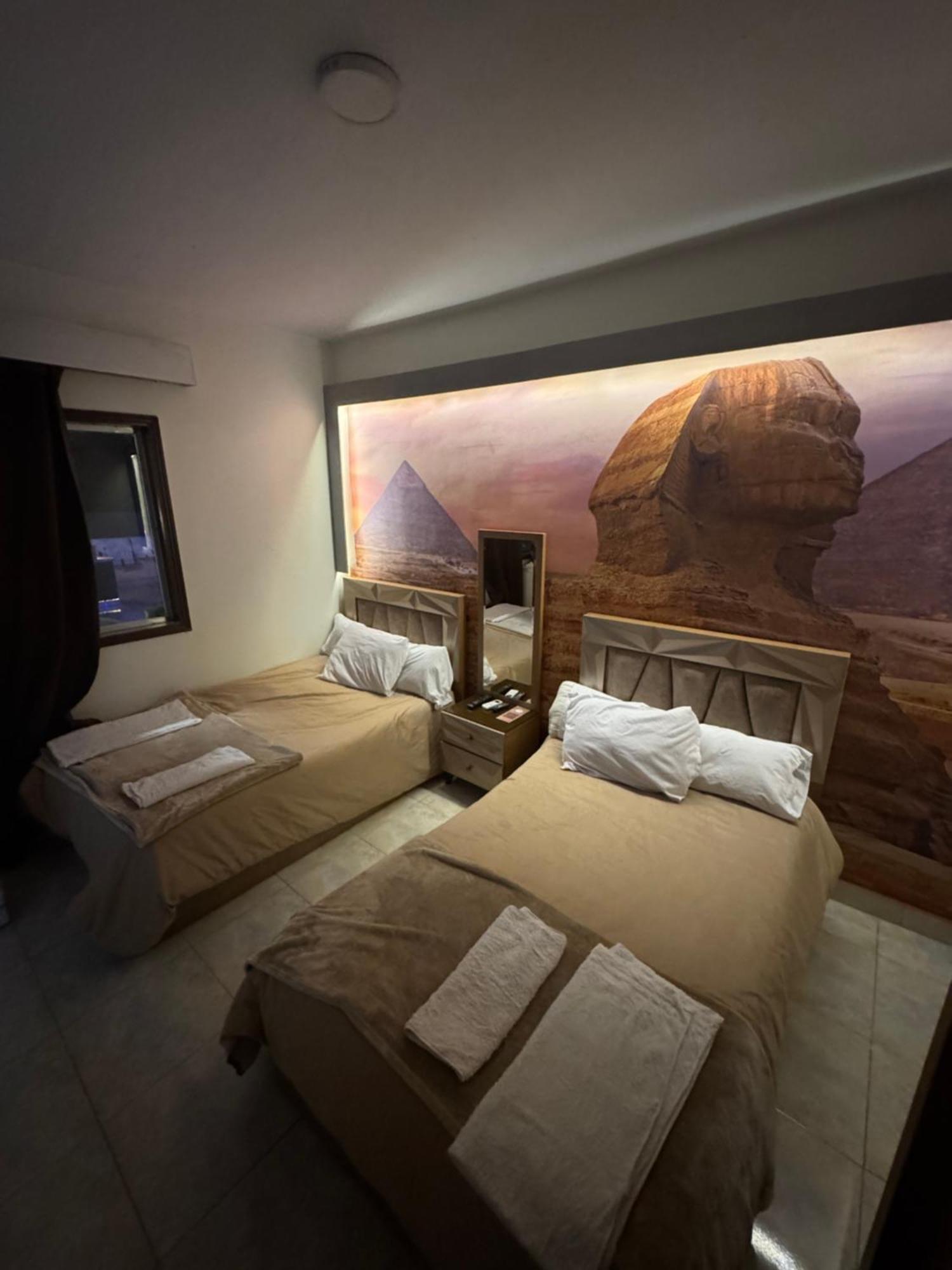 Nefertiti Pyramids View Hotel Caïro Buitenkant foto
