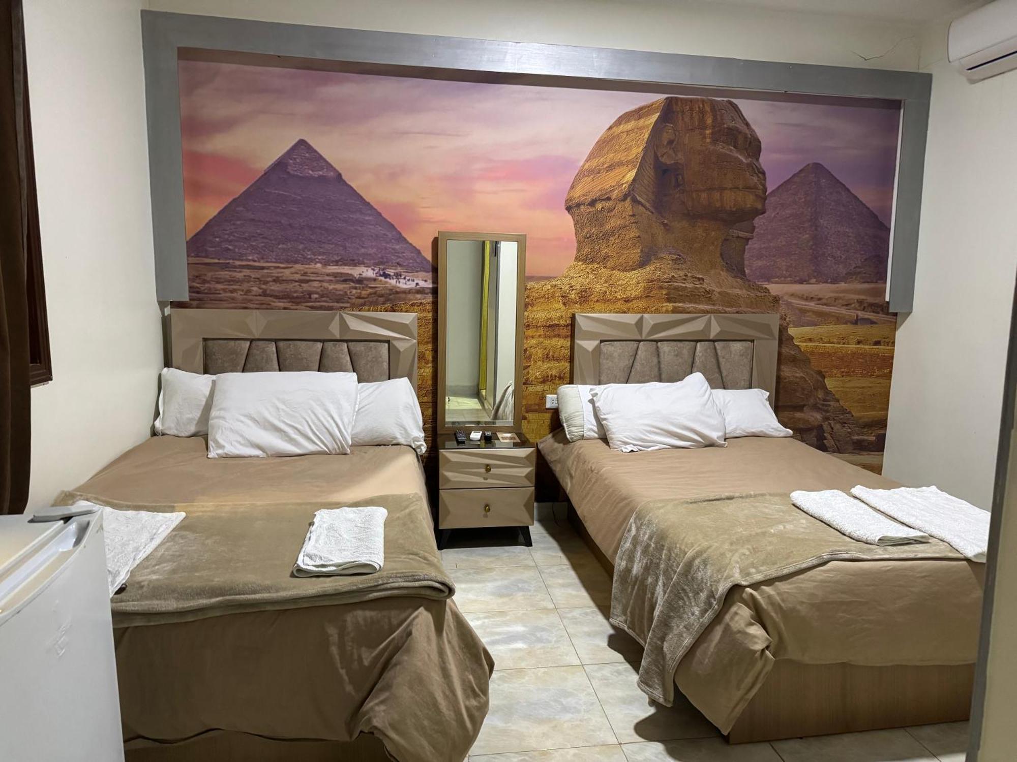 Nefertiti Pyramids View Hotel Caïro Buitenkant foto