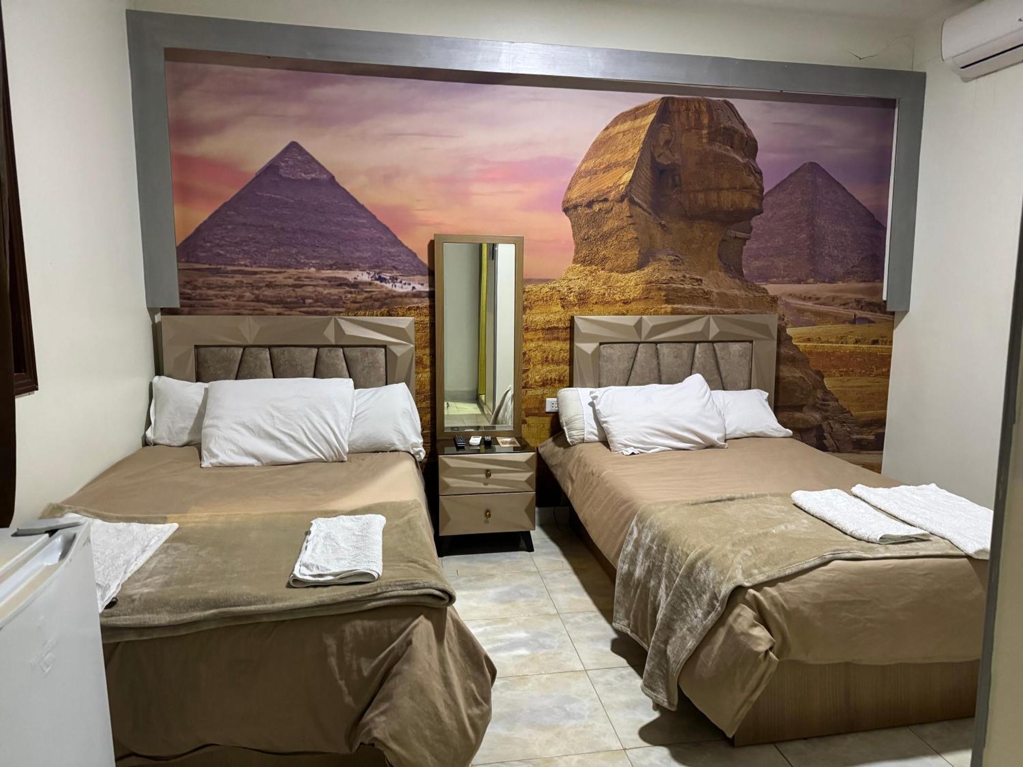 Nefertiti Pyramids View Hotel Caïro Buitenkant foto