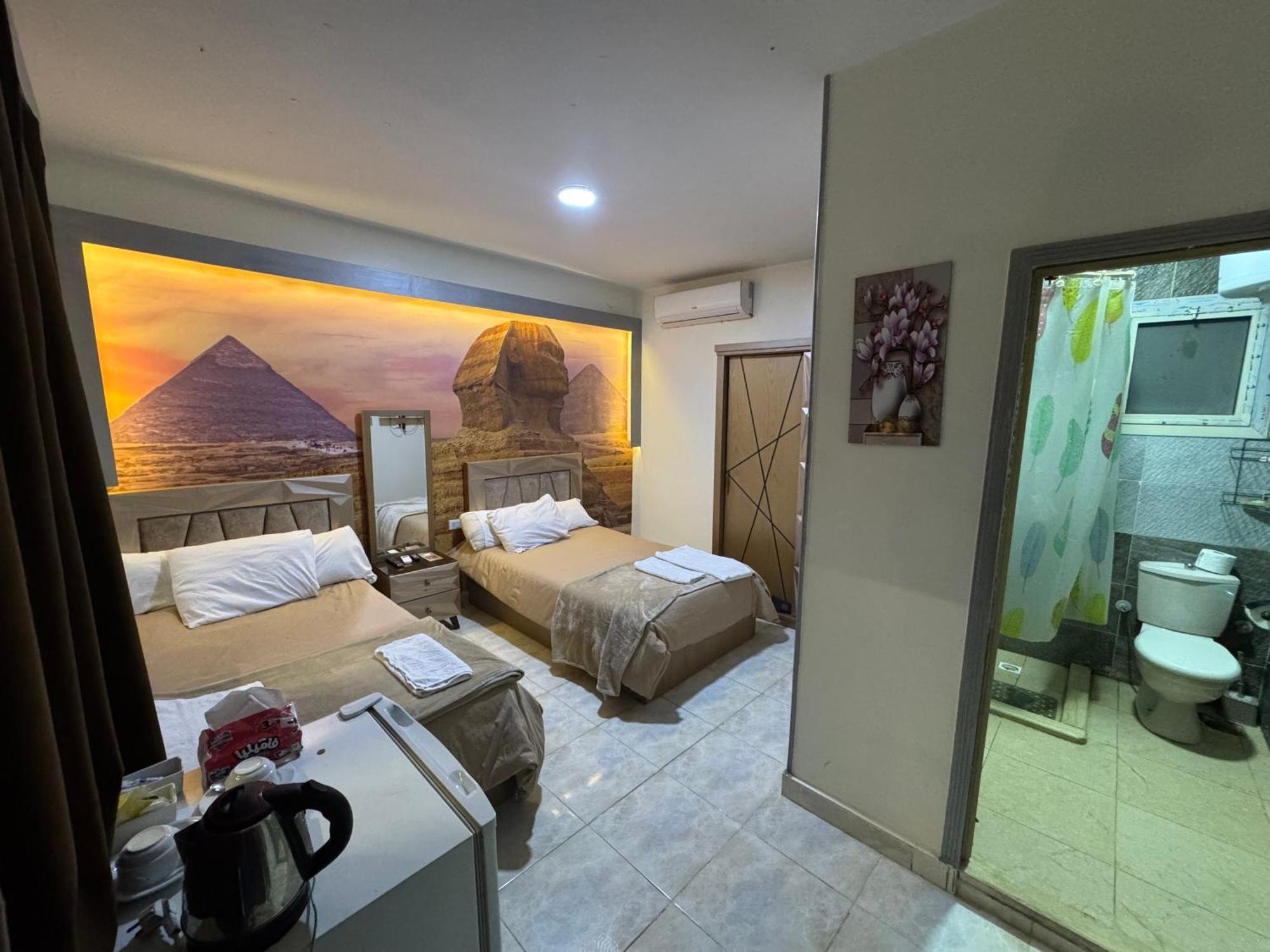 Nefertiti Pyramids View Hotel Caïro Buitenkant foto